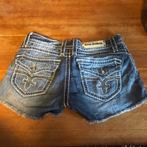Rock revival jean short